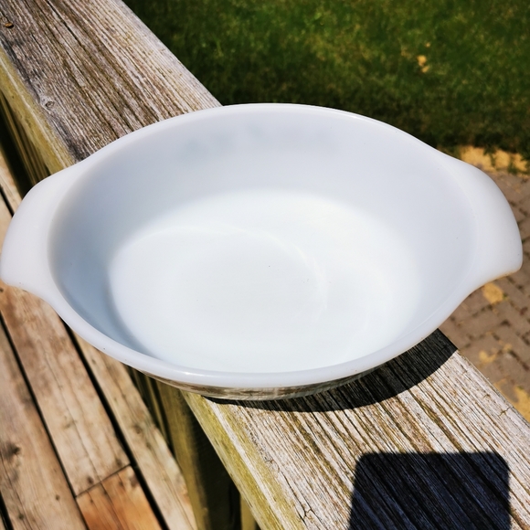 Vintage Anchor Hocking Fire King Casserole Dish in Meadow Green Pattern with Lid - Picture 6 of 12